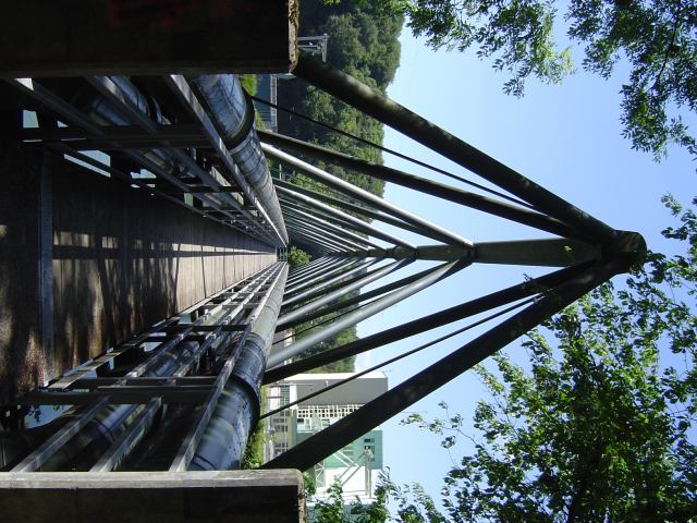 2004-05-25 22:14:17