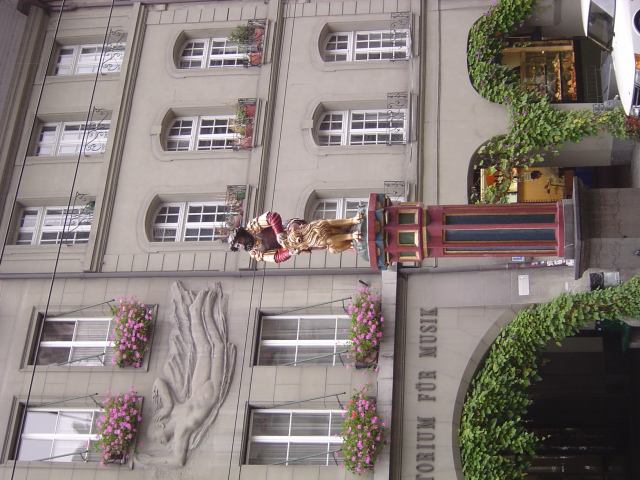 2004-10-19 19:20:23
