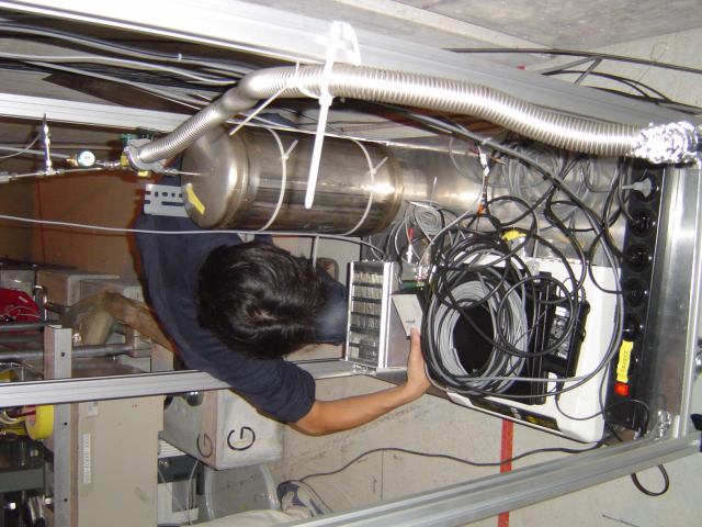 2004-09-30 00:29:08